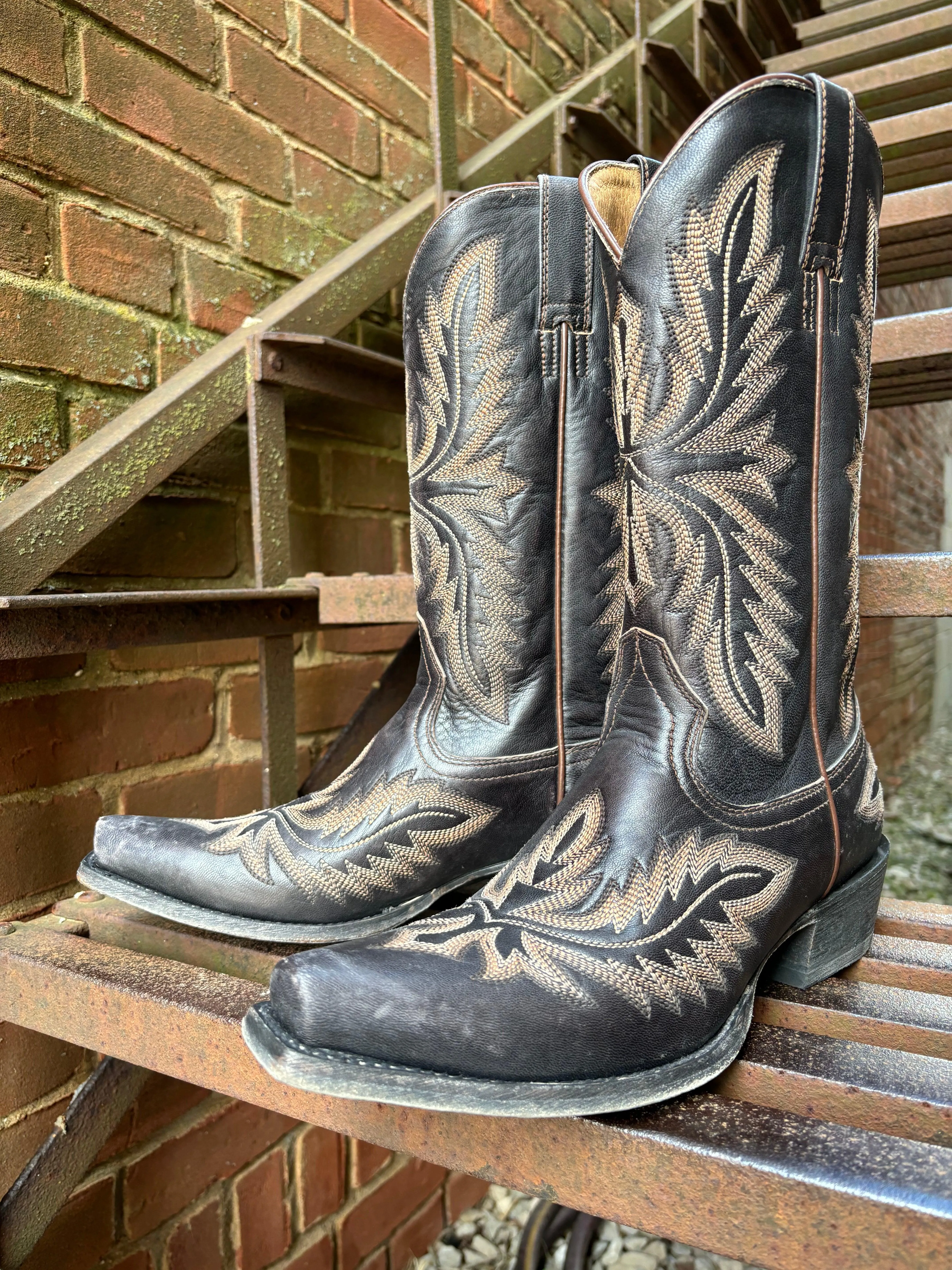 Ariat Men's Old West Black Ryman X Toe Cowboy Boots 10051046