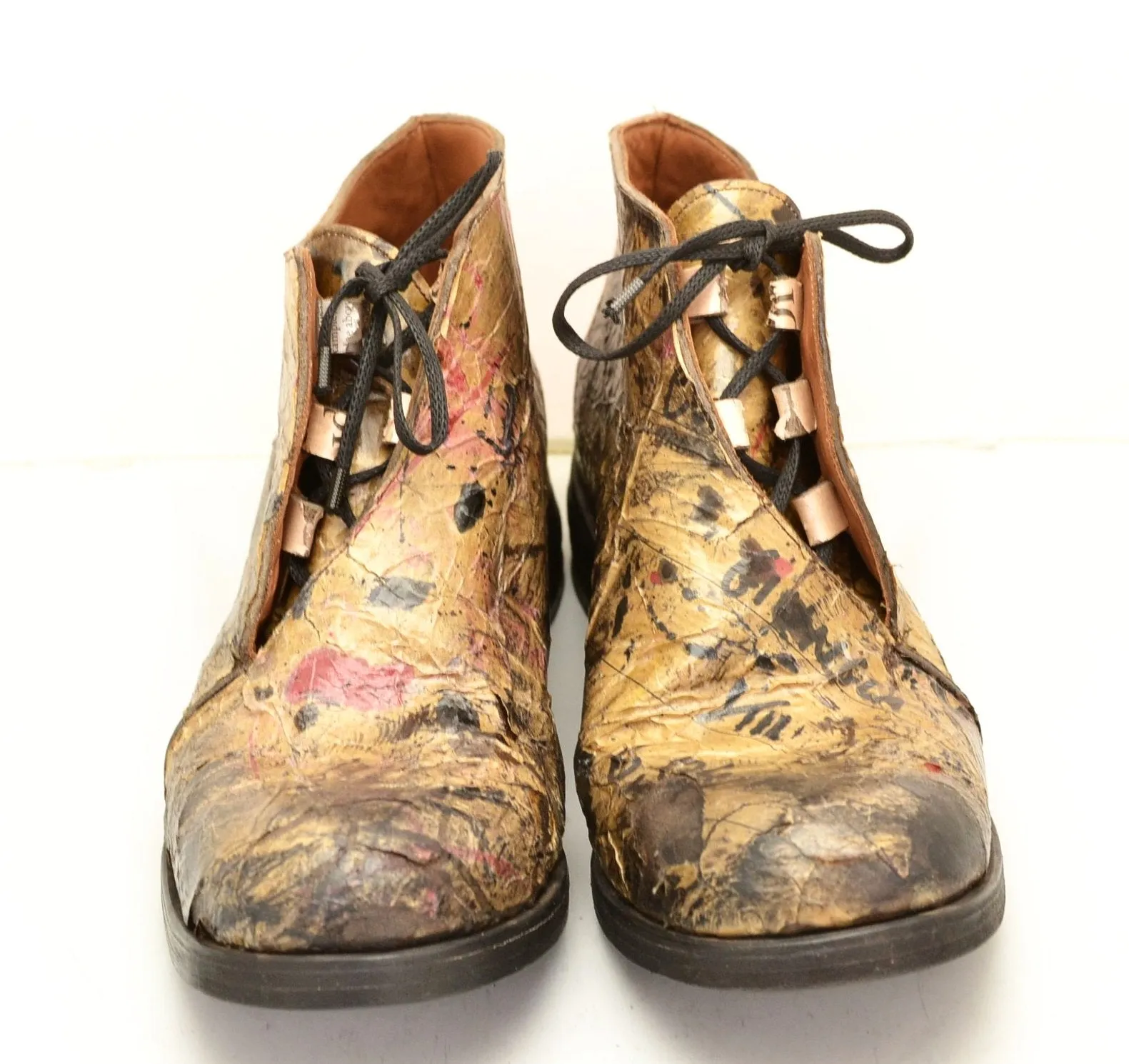 boot blind lace | decoupage