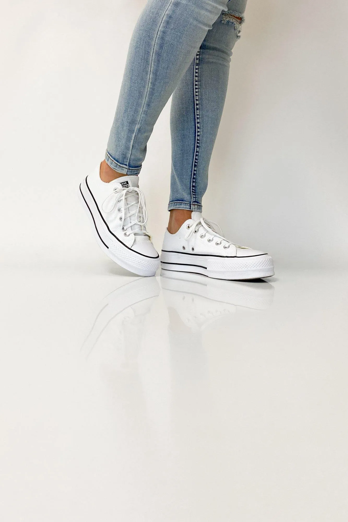 Converse Chuck Taylor All Star Lift Low White