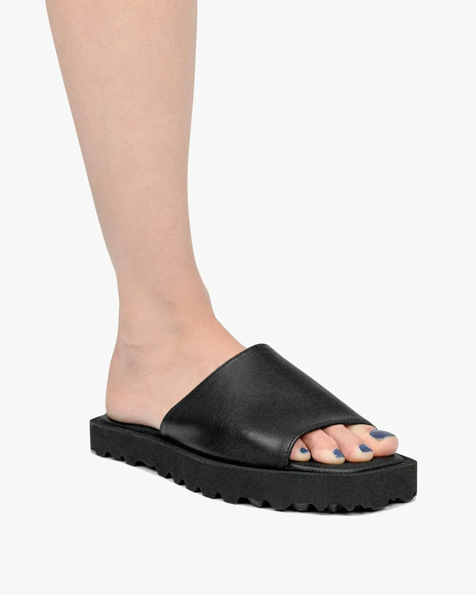 PRE-ORDER Vegan Flat Slides Nopal made of cactus leather by Bohema