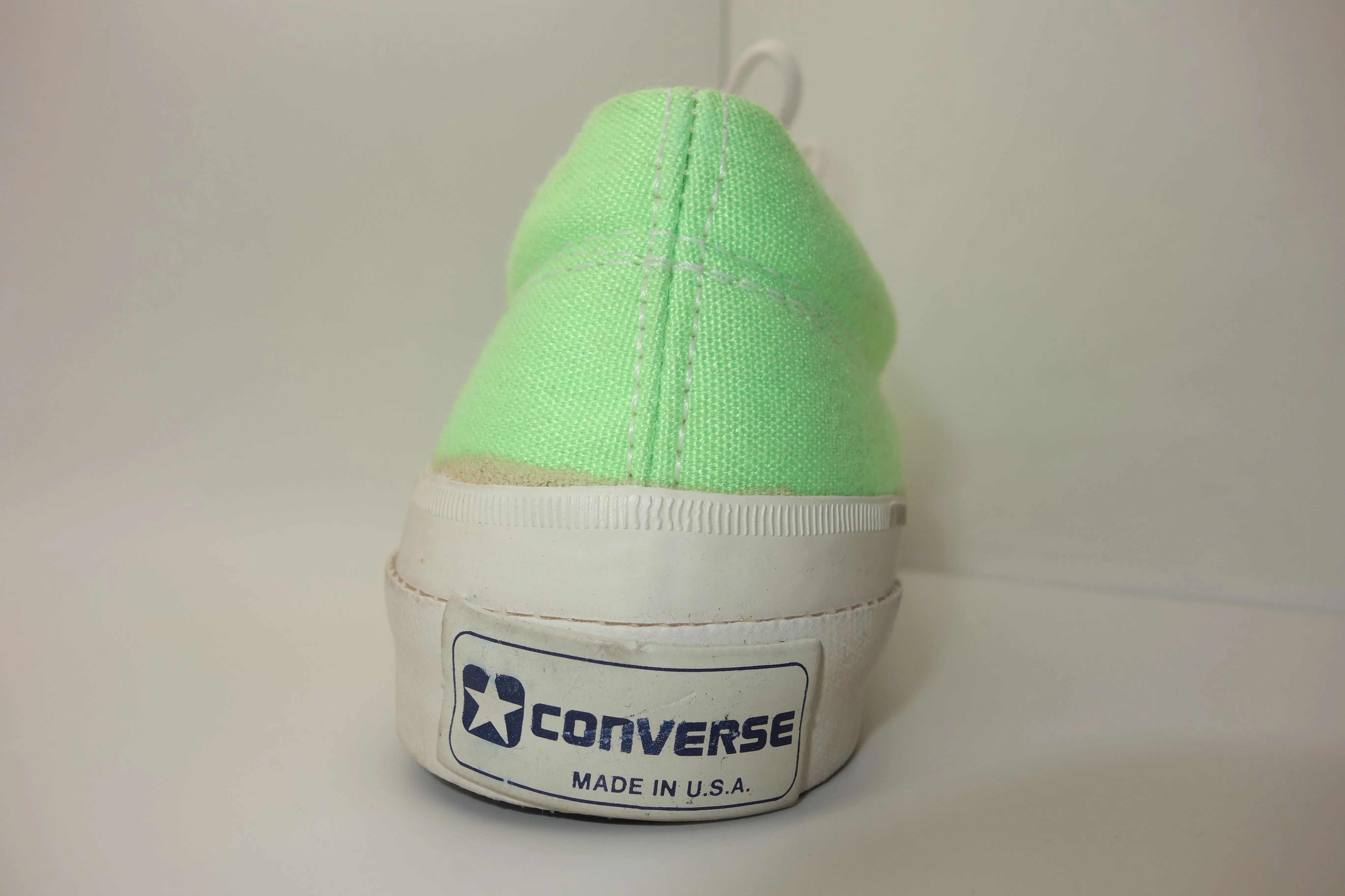 vintage converse skidgrip ~ US7.5